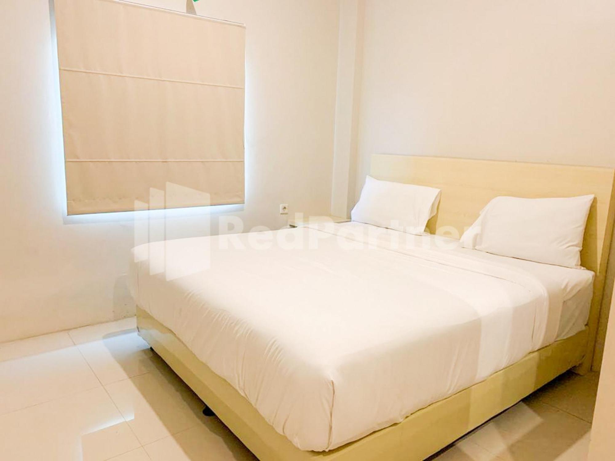Hotel Andono Near Yia Mitra Reddoorz Temon Екстер'єр фото